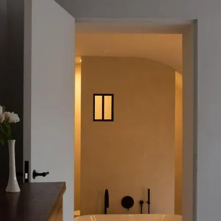 Vakantiehuis Modern In With Terrace *