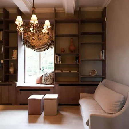 Stately 16-person Manor Farm In South Limburg * Schimmert