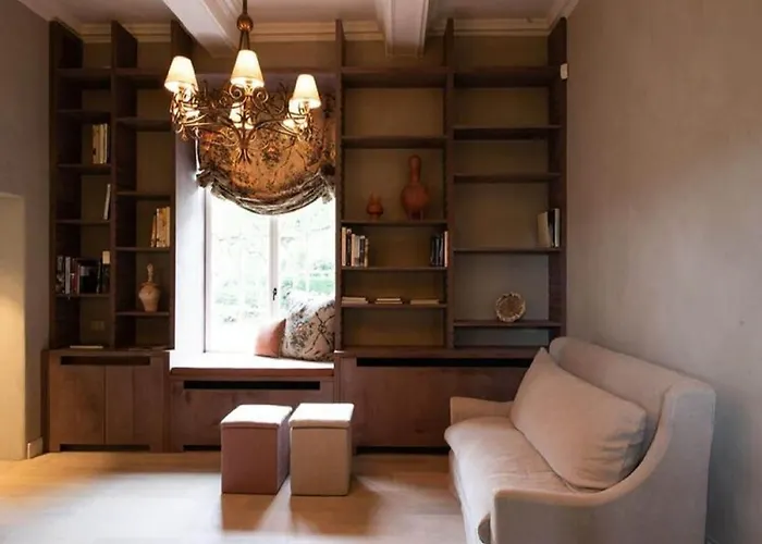 Stately 16-person Manor Farm In South Limburg * Schimmert