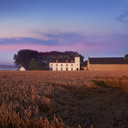 Stately 16-person Manor Farm In South Limburg Dom wakacyjny Schimmert