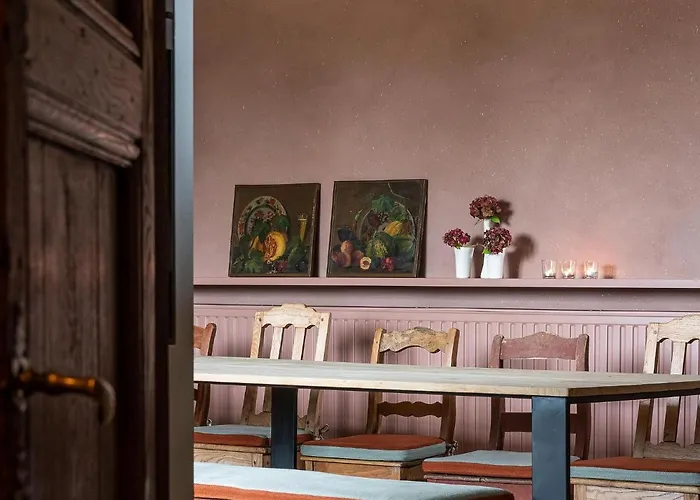 Stately 16-person Manor Farm In South Limburg Дом отдыха Schimmert